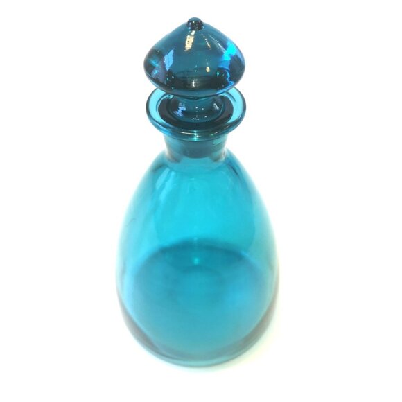 Decanter Light Blue Blown Glass England Vintage Styling - Picture 2 of 8
